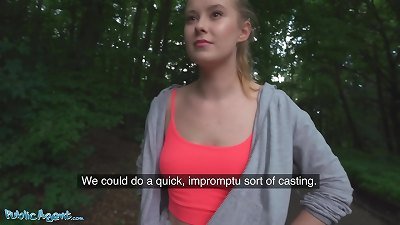 Public Agent Casey the Runner in taut leggings penetrated